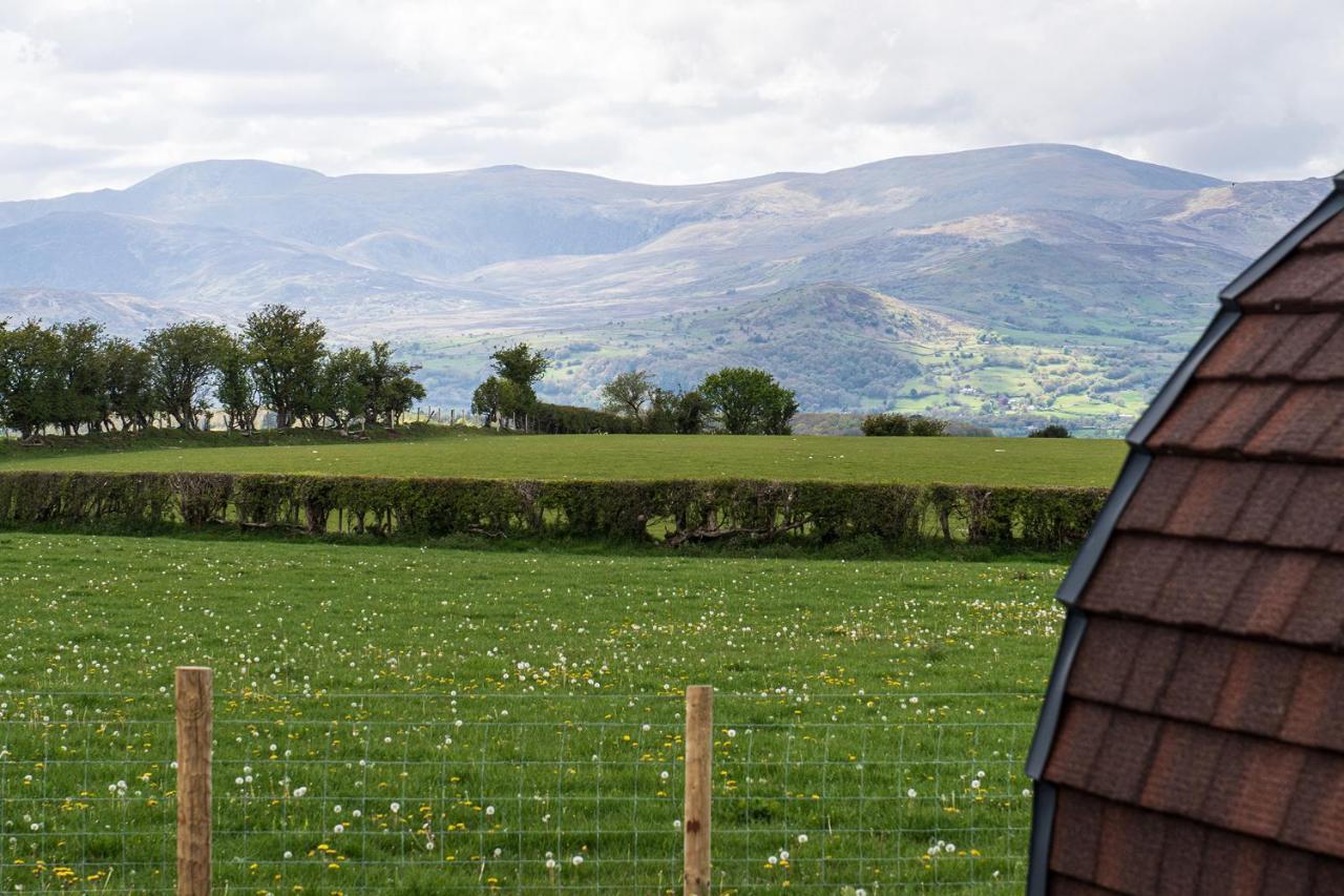 Waenfechan Glamping With Hot Tubs Colwyn Bay Exterior foto